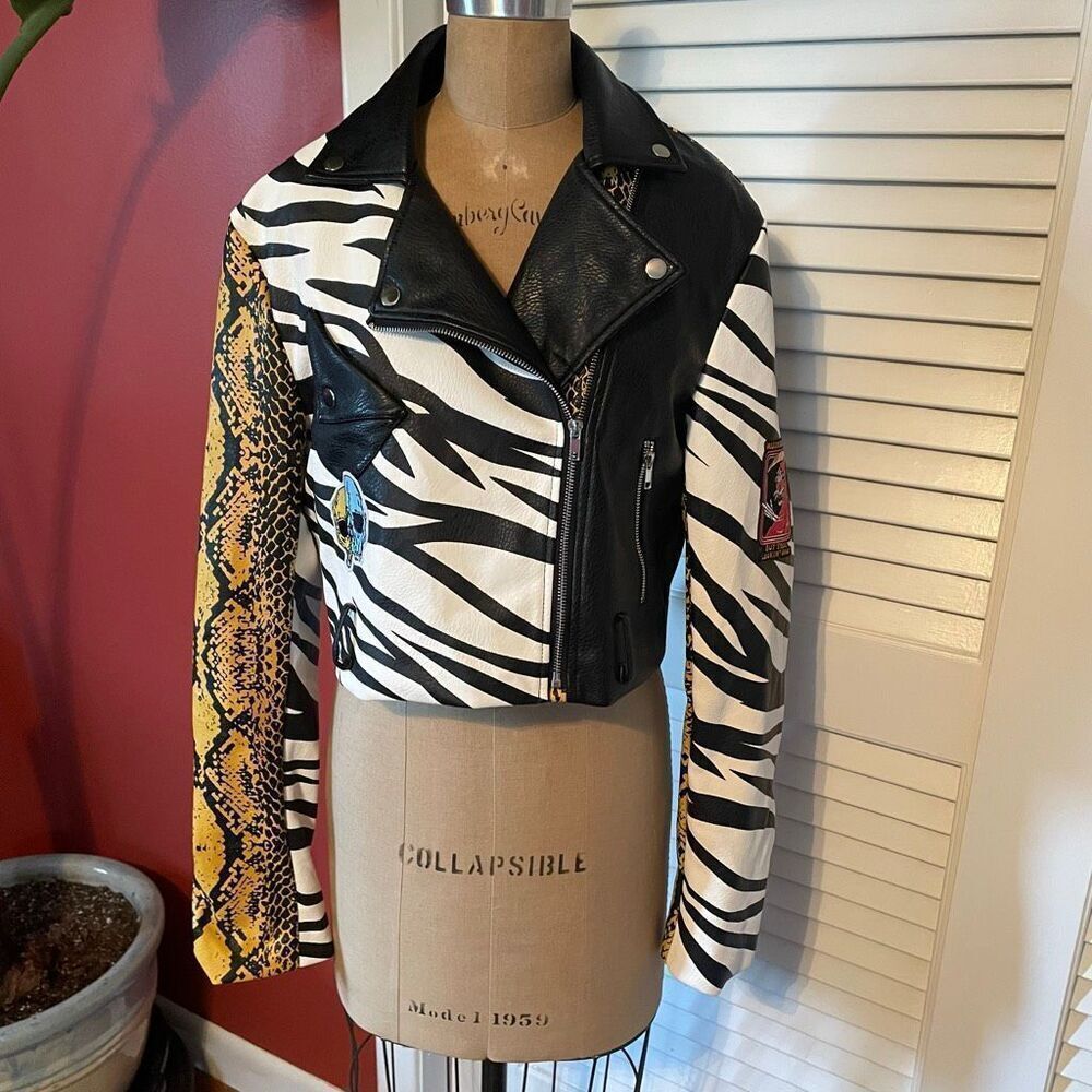 AZAELEA WANG | misunderstood crop moto jacket L NWT $110 - Picture 3 of 16